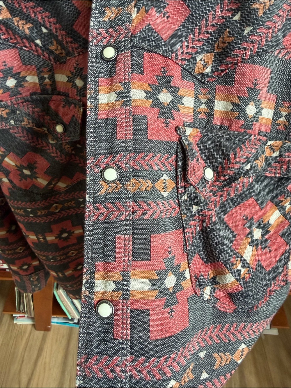 Freenote Cloth Calico Western Shirt in Southwest Men’s medium - Picture 3 of 4